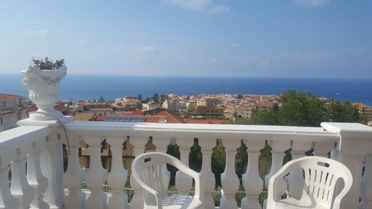 Bella Vista